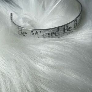 Hand Crafted Be weird Be Rude Stay Alive, Crime junkie, True crime addict Geoff